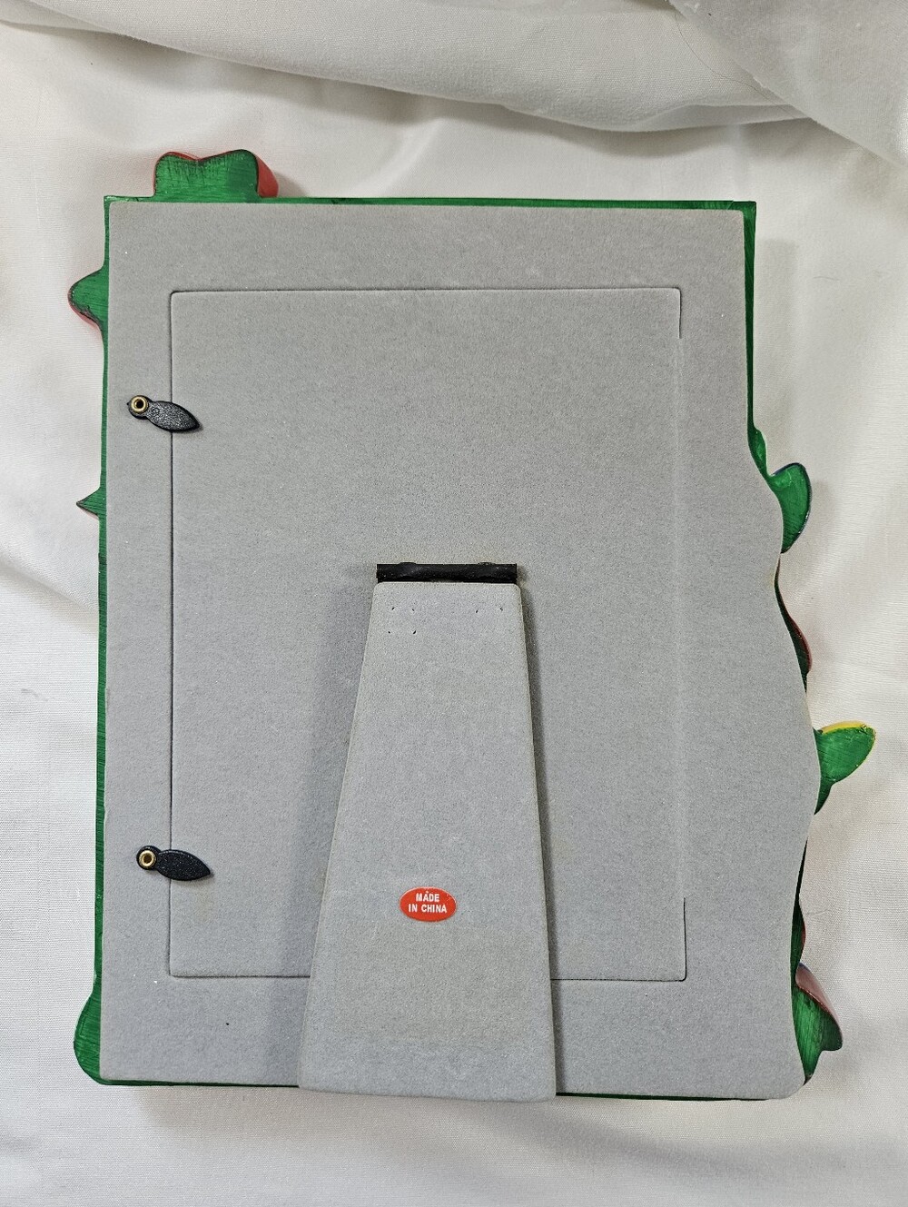 Coca-Cola Christmas design 5x7 inch photo frame with coke bottle, lights, & bow - Picture 6 of 10